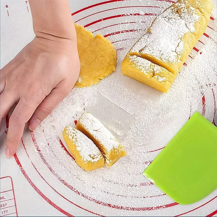 2pcs Dough scraper integrated non stick cake cream scraper, household kneading and slicing knife, DIY baking pastry tool