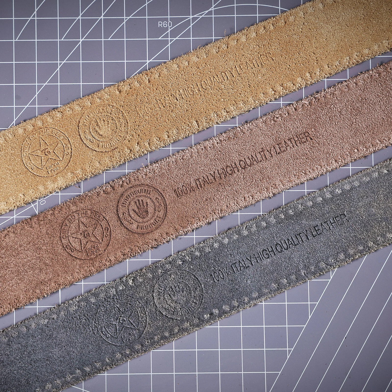 S.WORKER Vintage-Herren-Gürtel aus echtem Leder, Vollnarbenleder, lässiger, klassischer Jeansgürtel mit Messing-Dornschließe, Geschenkbox – Detail 9