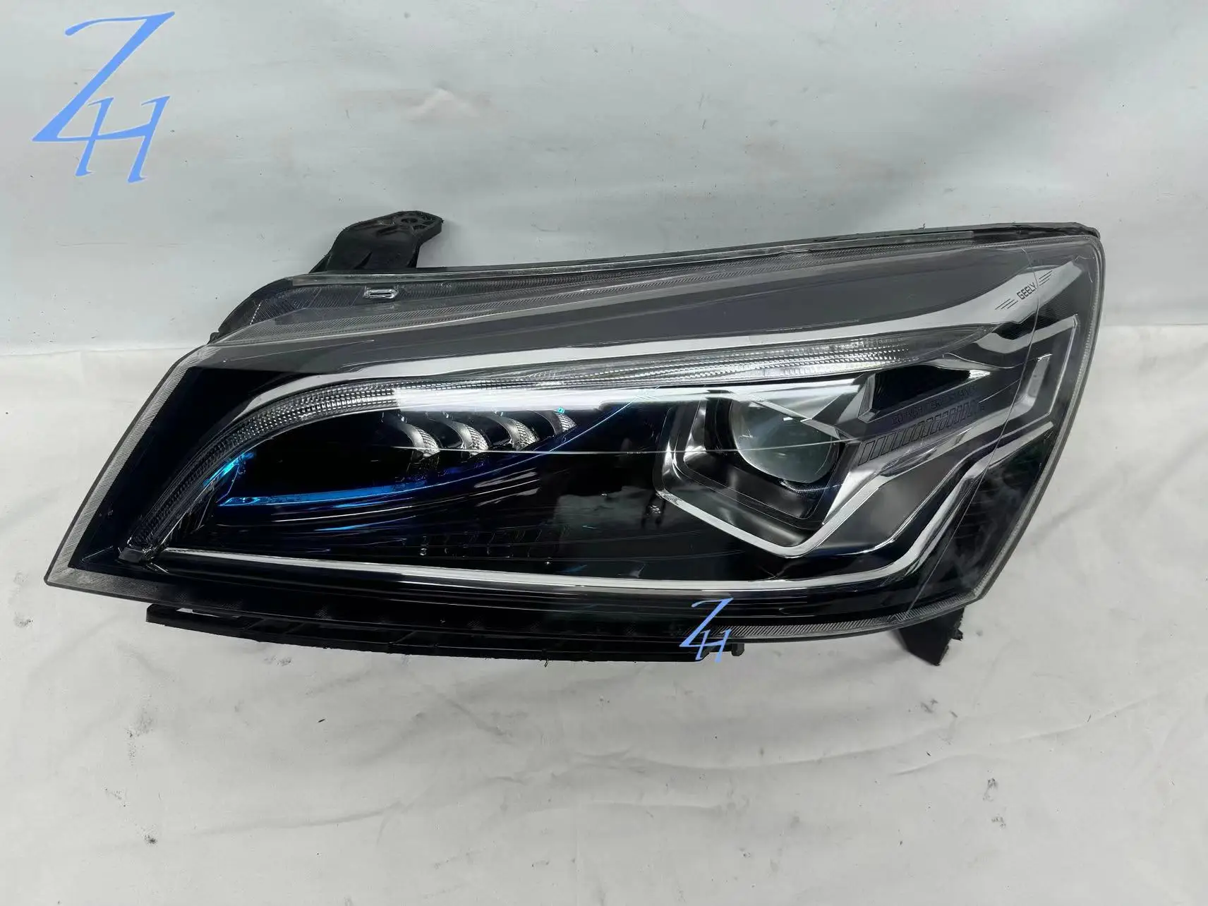 For2019-2022 Geely Emgrand Vision S1 Headlight Assembly led car headlight Driver/passenger side original manufacturer