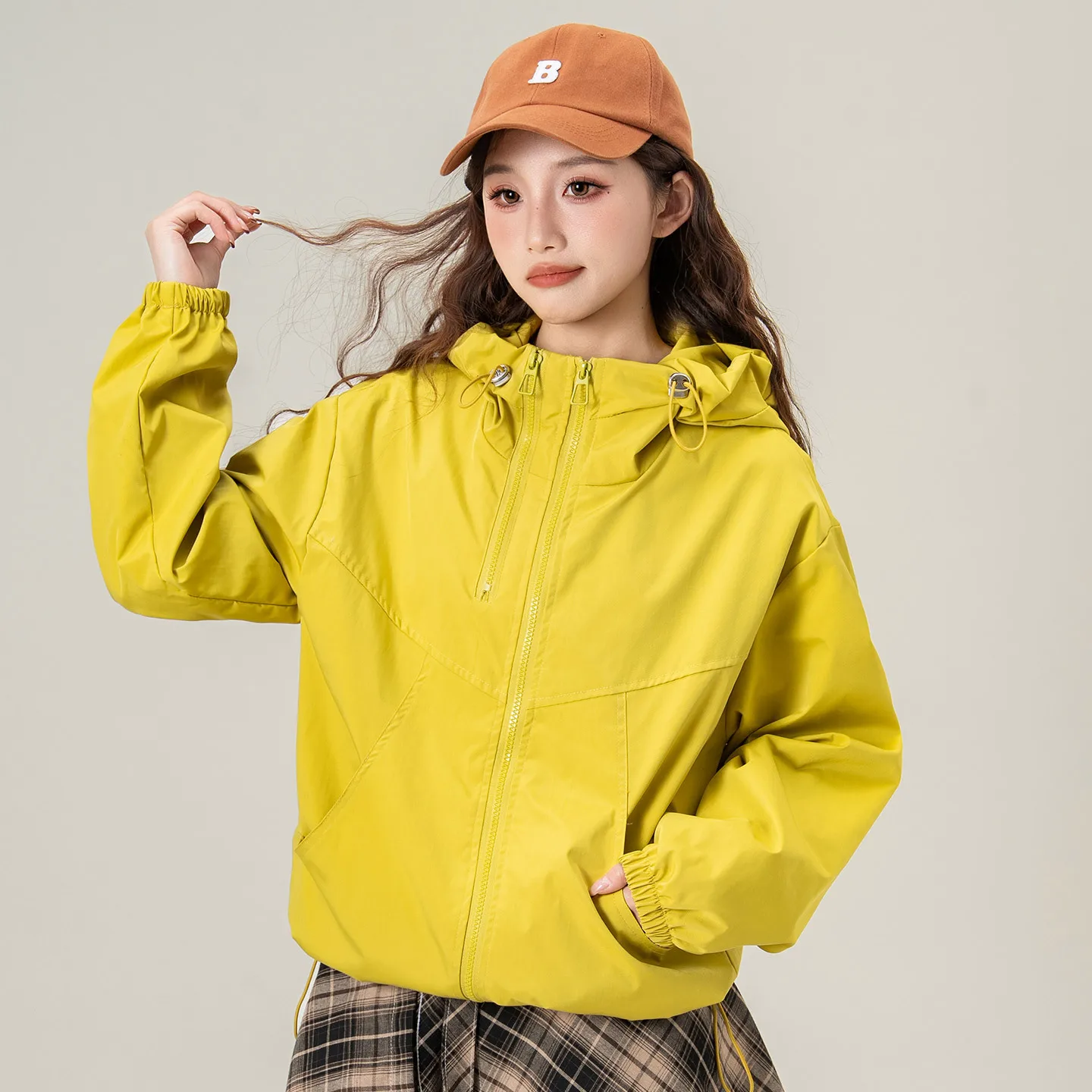 

Однотонная куртка с двойной молнией, женская одежда, новинка весенне-осеннего сезона, модная свободная женская ветровка, повседневная верхняя одежда