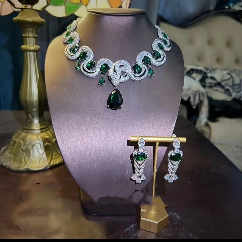 SET Jewelry Vintage Red green white Snake Necklace Earrings Inlay Zircon High End Women's Wedding Party