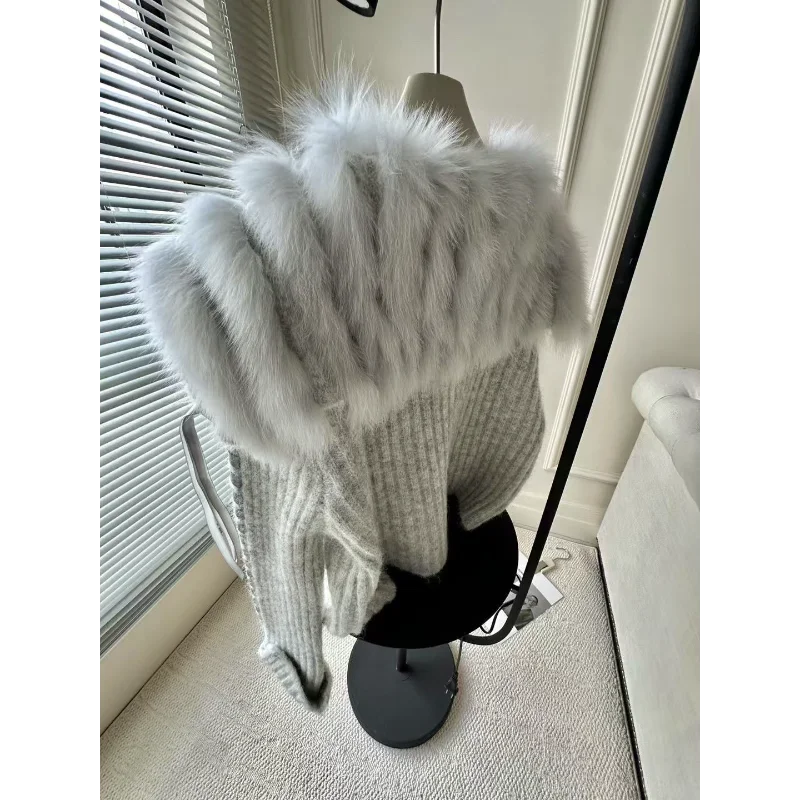 Cardigan lavorato a maglia con colletto dal design retrò autunno e inverno Top nuovo maglione lavorato a maglia con collo in pelliccia Top casual alla moda