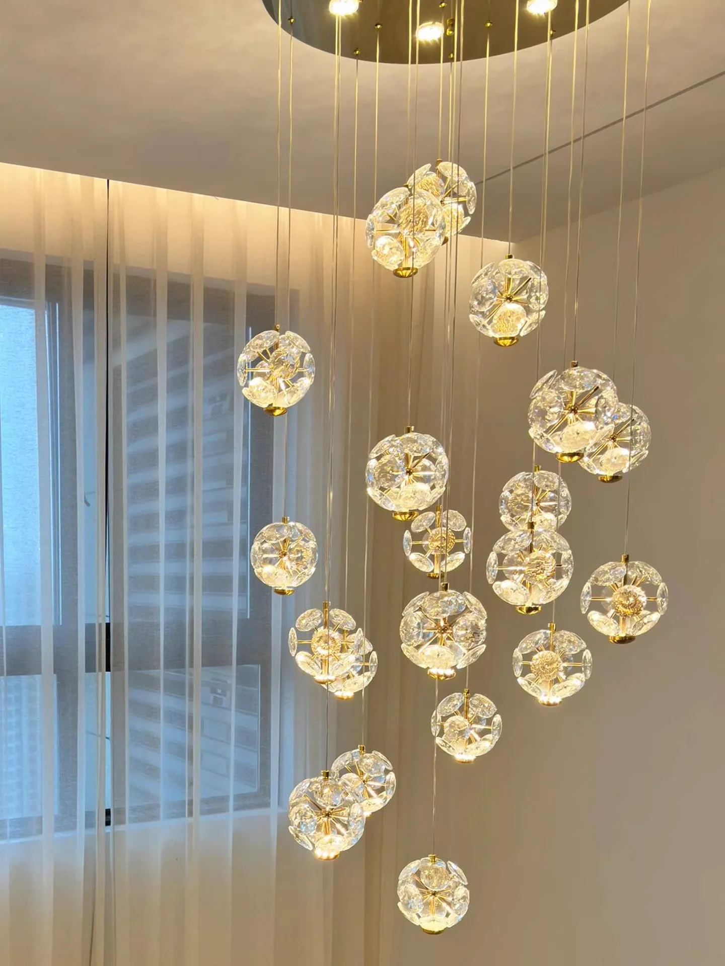 

Decorative American Luxury Gold Crystal LED Pendant Light Chandelier with Suspension for Staircase Home Appliance Decor