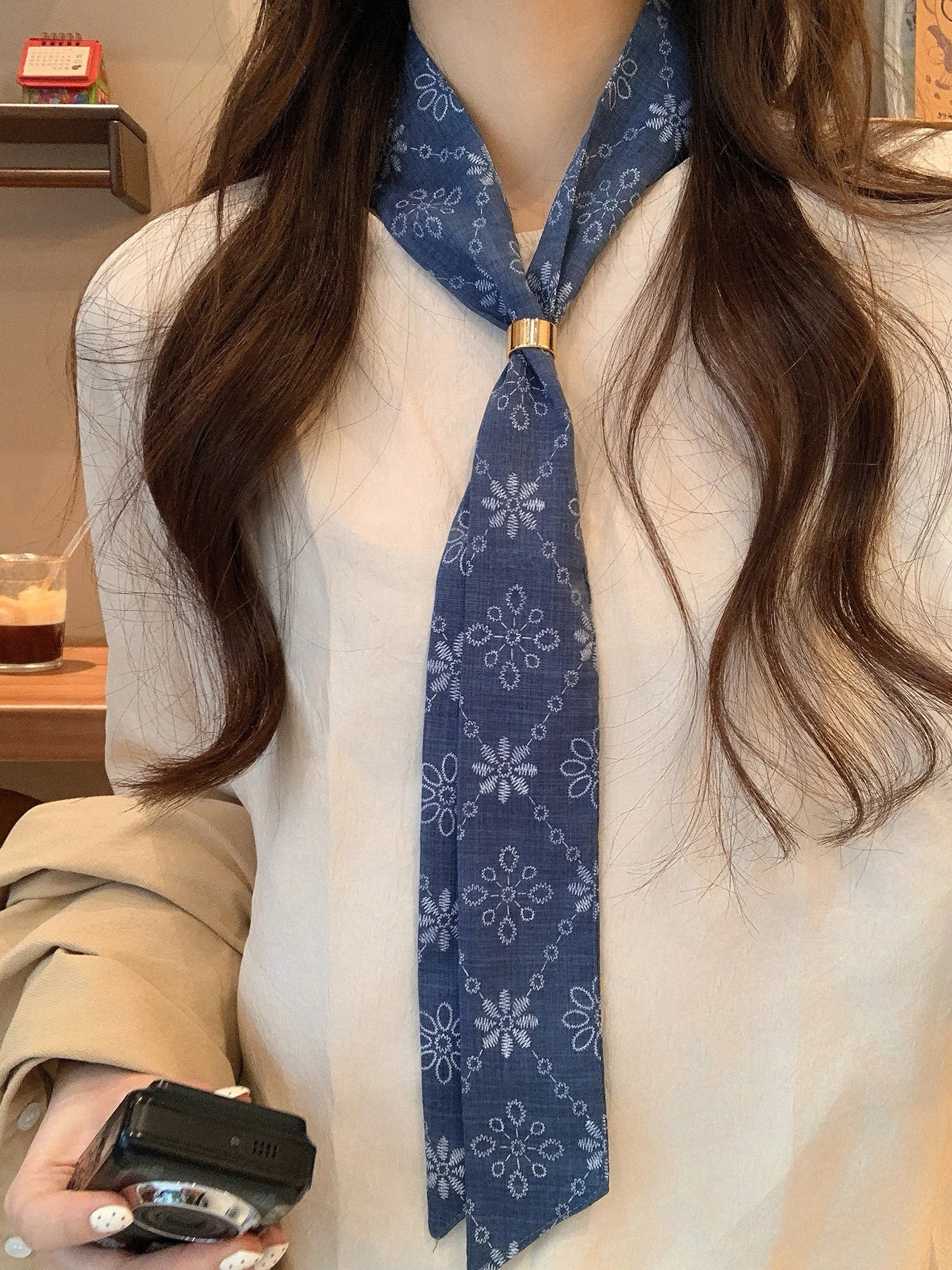 lenco-de-seda-longo-azul-retro-feminino-acessorio-fino-e-versatil-para-moda-lenco-elegante-para-estudantes-e-jovens