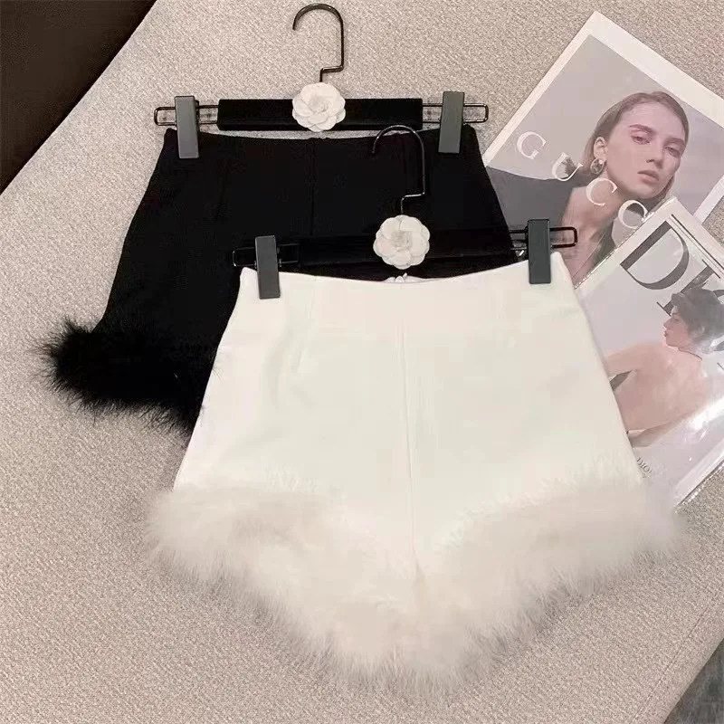 Vintage Fur Shorts Skirts Women 2023 Summer Autumn High Waist White Black Shorts Loose Sexy Shorts Femme