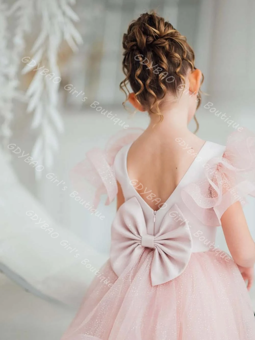 어린 소녀 핑크 미인 대회 드레스 오픈 백 프릴 Tulle 공주 꽃 소녀 드레스 a 라인 맞춤형 어린이 생일 파티 가운