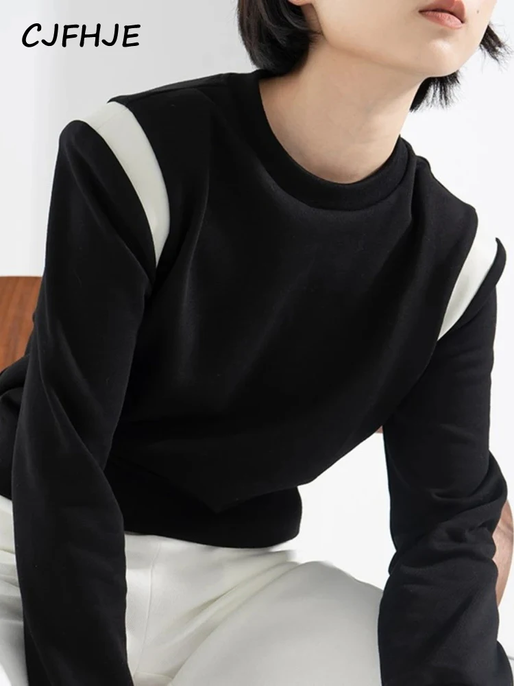 

CJFHJE Autumn Black Sports Hoodies Women O-Neck Simple Wear Long Sleeve Short Lady Tops Loose Casual All-match Pullovers Female