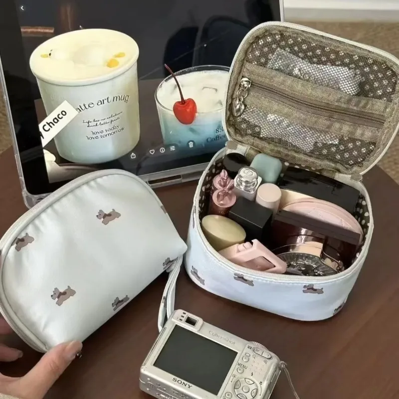 

Cute Puppy Print Cosmetic Bag Outdoor Travel Friendly Roomy Waterproof Organizer