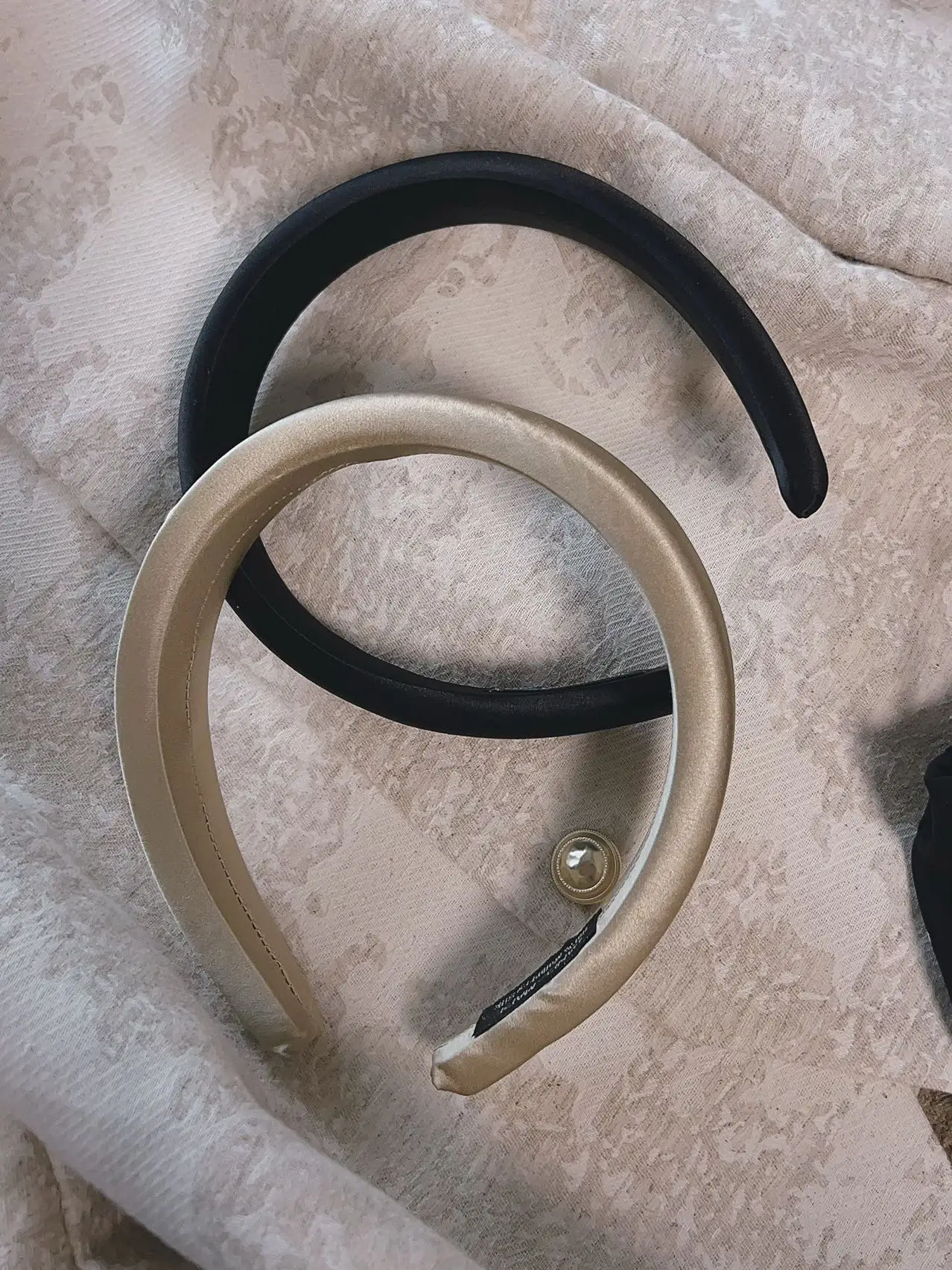 豪華な手作りシルクヘアバンド-30匁本物シルク-小さなファッショナブルなヘアアクセサリー-プリンセスバーバラの個人コレクション