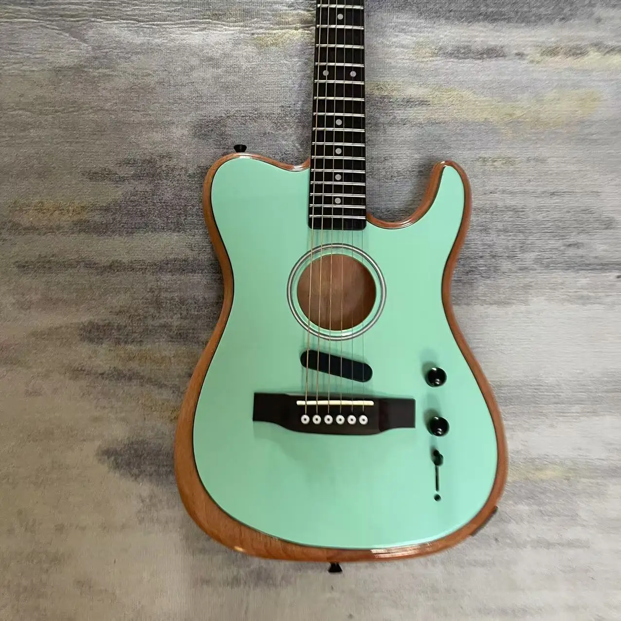 Electric Guitar 6-Chord Silent Edition, Green Body, Factory Photo for Delivery, In Stock, Order and Ship Immediately