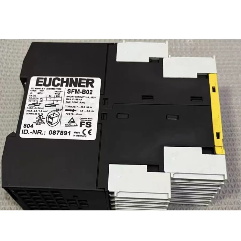 Second hand  SFM-B02 relay shipped quickly