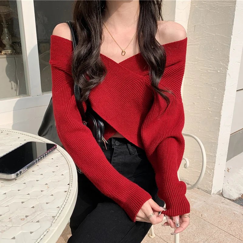 Casual Red Criss-Cross Knit Sweater Women Fashion V-Neck Short Sweater Women Autumn Winter 2023 Long Sleeve Y2K Pullovers 28010