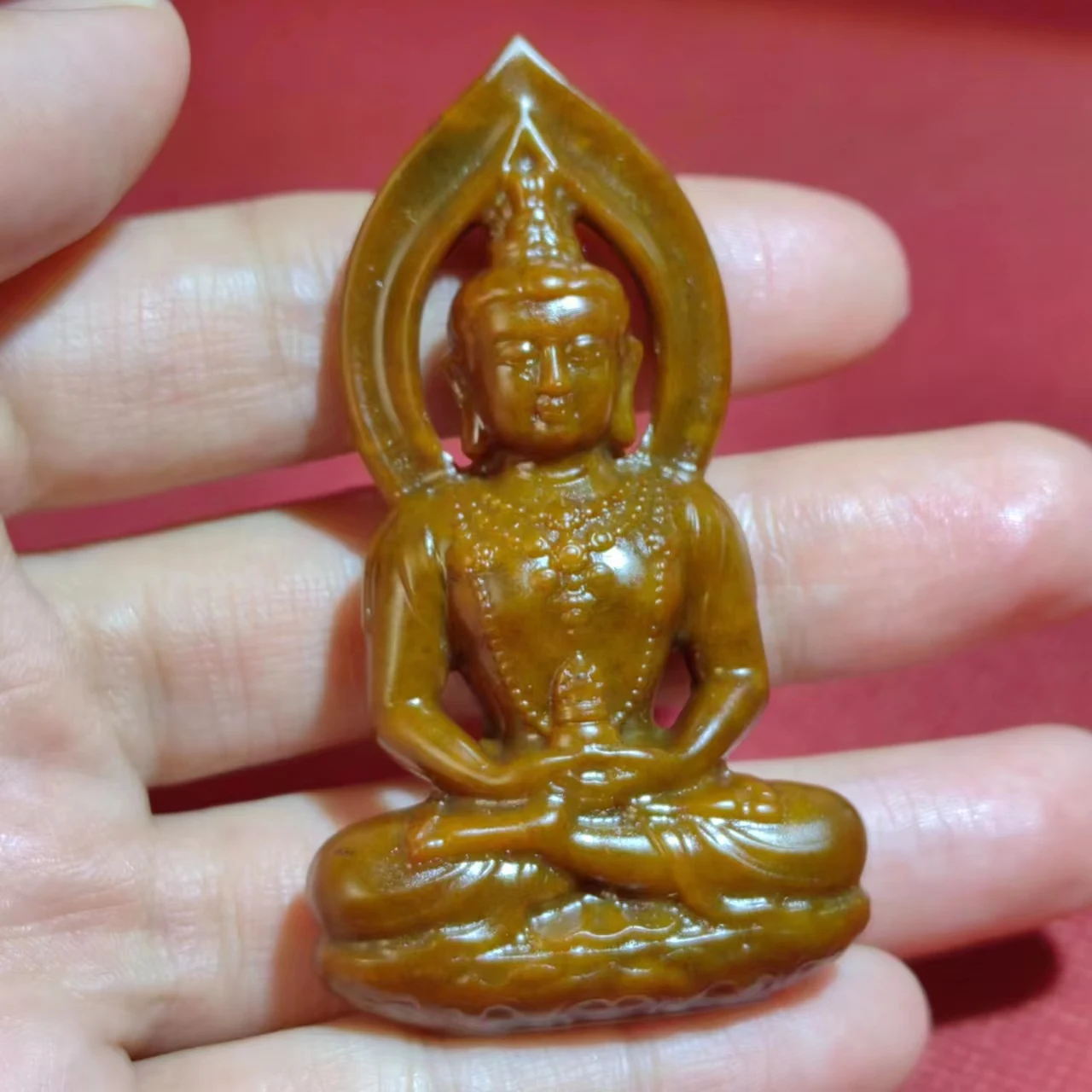 

1pcs/lot natural Hetian jade carved Guanyin Buddhist pendant Old jade antique Collectible Court accessories jewelry rare taki