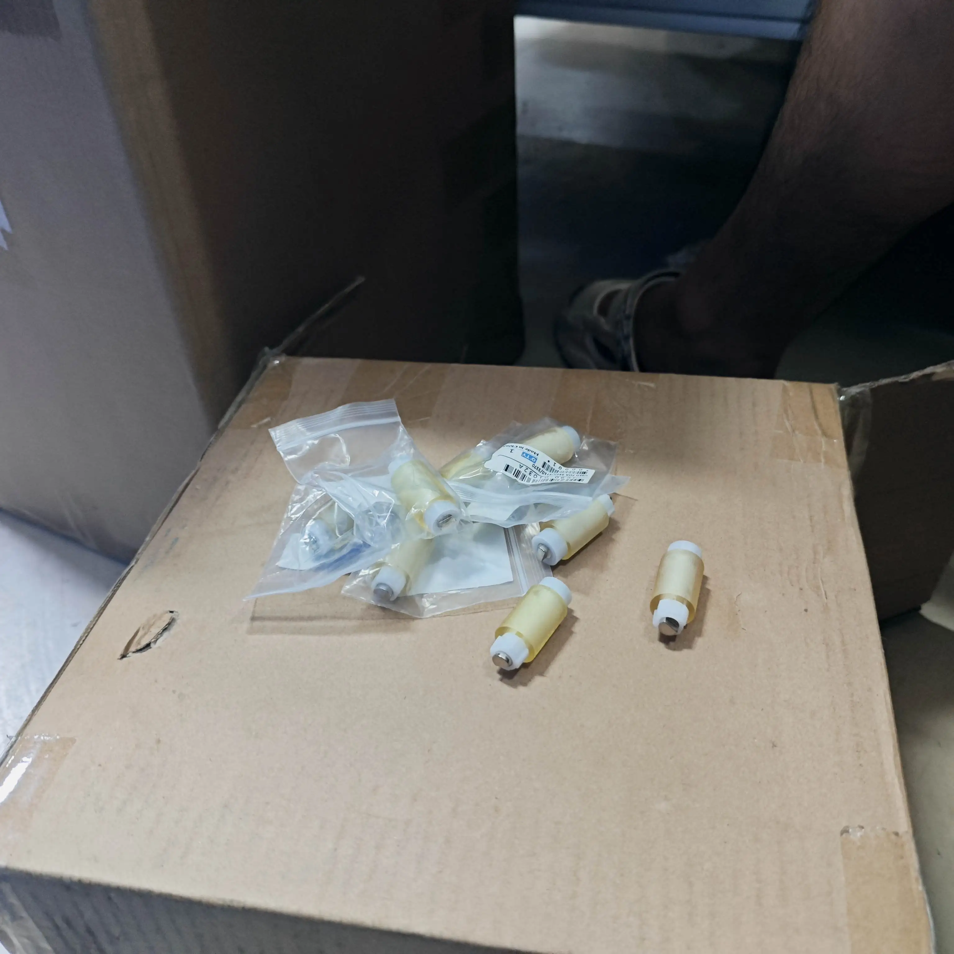 

10X JC90-01032A JC73-00328A JC90-01063A Разделительный роликовый коврик для шин для Samsung ML 3310 3312 M 4020 4070 3710 3712 SCX4833 4835