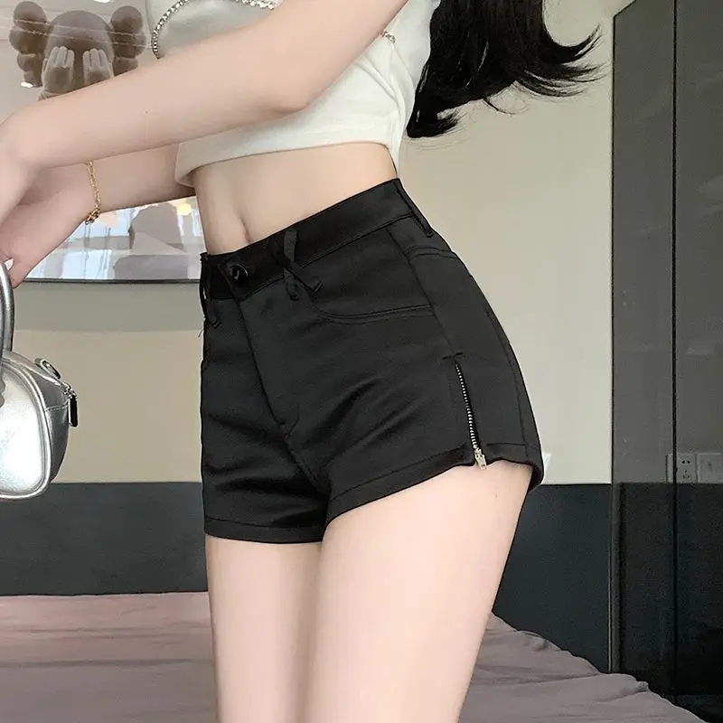 

Женские шорты в американском стиле Hot Girl, лето 2026, облегающие, с высокой талией, на молнии, прямые, черные, утягивающие ​