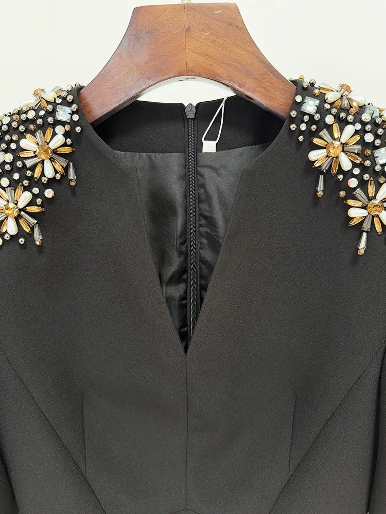 JDY Mini abito da donna alla moda con perline e diamanti - Abito elegante a maniche lunghe con scollo a V, abbigliamento da donna di nuovo stile