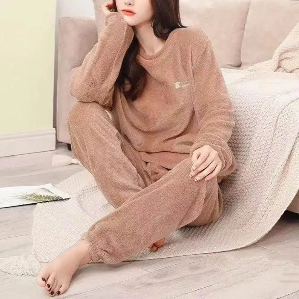 Plush Women Pyjamas Autumn Winter Sleepwear Two Pieces Set Thick Homewear Suits Long Sleeve Pajamas Lounge Top Pants Loungewear