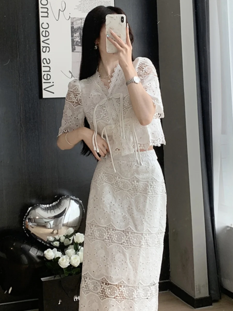 

Fashionable Lace Half-Skirt Set White Light Maturity Style Top And Skirt Two-Piece Ensemble High Waist Long Skirt Summer Outfit