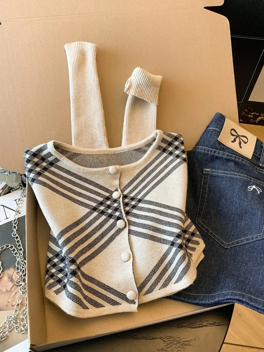 

Sweet Sle V-Ne Long Sve Knitted Top And awl Two-Piece Set Women Soft Cozy Spring New Faion Retro Sle Polyester F...