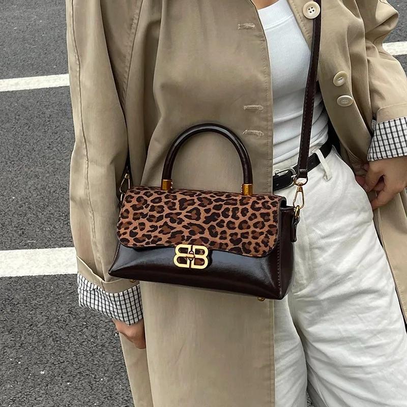 Elegant Temperament Minimalist 3-Way Bag (Shoulder/Crossbody/Handbag) Lightweight Versatile for Commute Dates & Daily Use