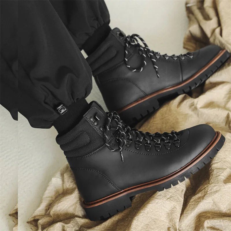 New Handmade Vintage British Men Ankle Boots Military Boots Outdoor Tooling Leather Shoe Business Motorcycle Boots Autumn Winter