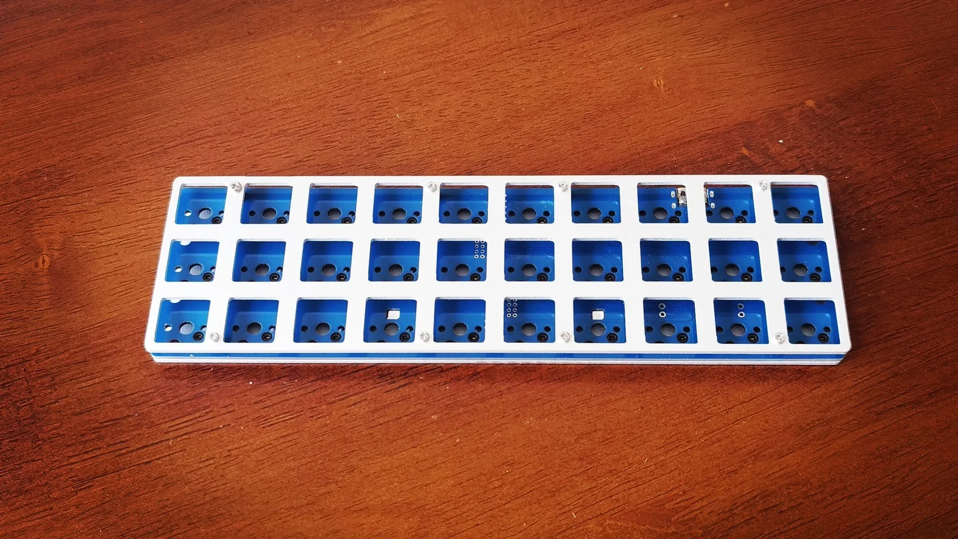 P30 Mini Inline Keyboard Custom 30keys RGB Wired Office Gaming Welding Mechanical Keyboard Hot Swap QMK VIAL Minimalism Keyboard