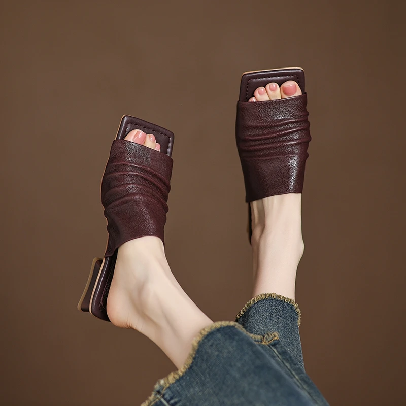 

Women's new summer genuine leather sheepskin thick heel, middle heel, exposed toe, plus size fish mouth shoes, fashion slippers