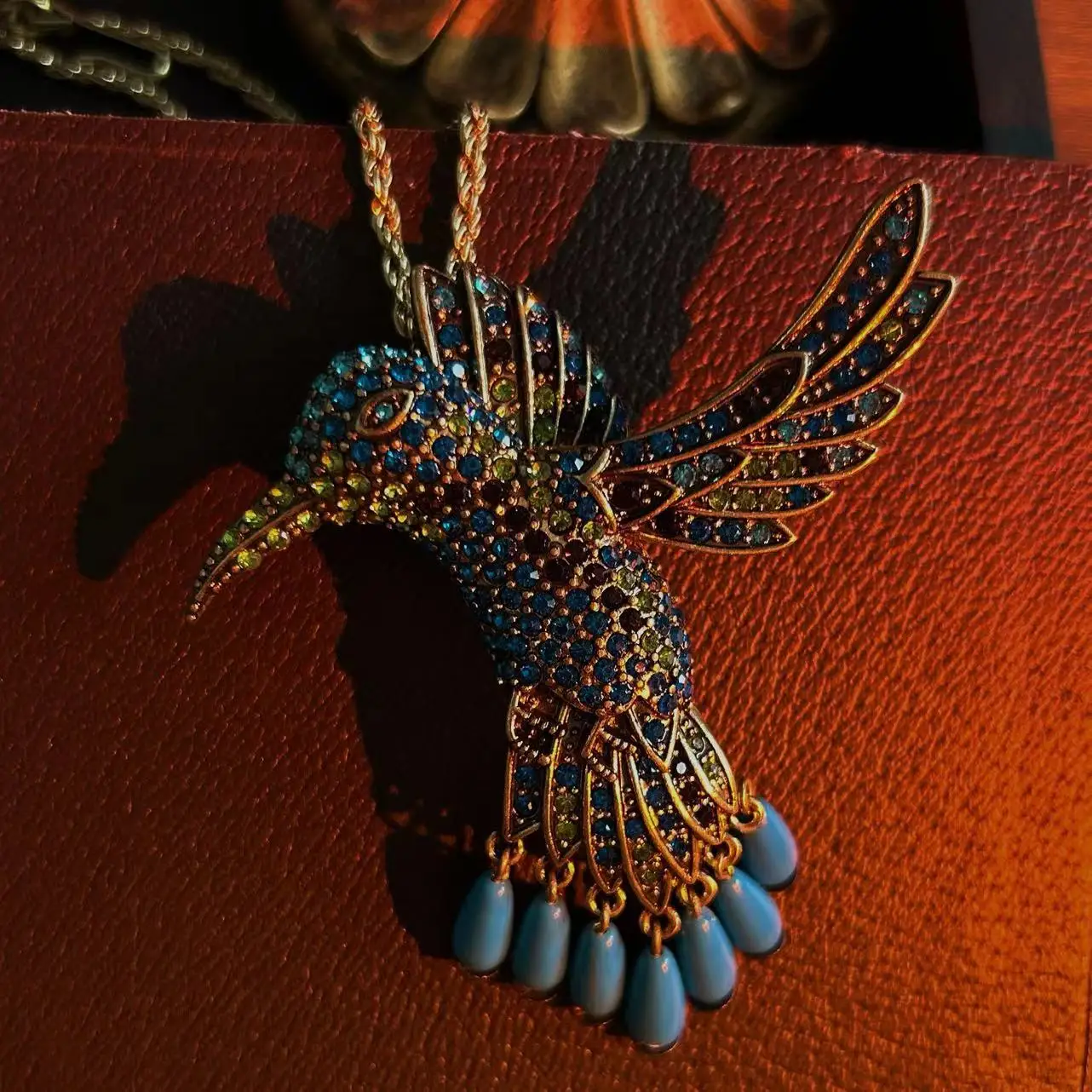 Fashion classic animal hummingbird vintage necklace earrings