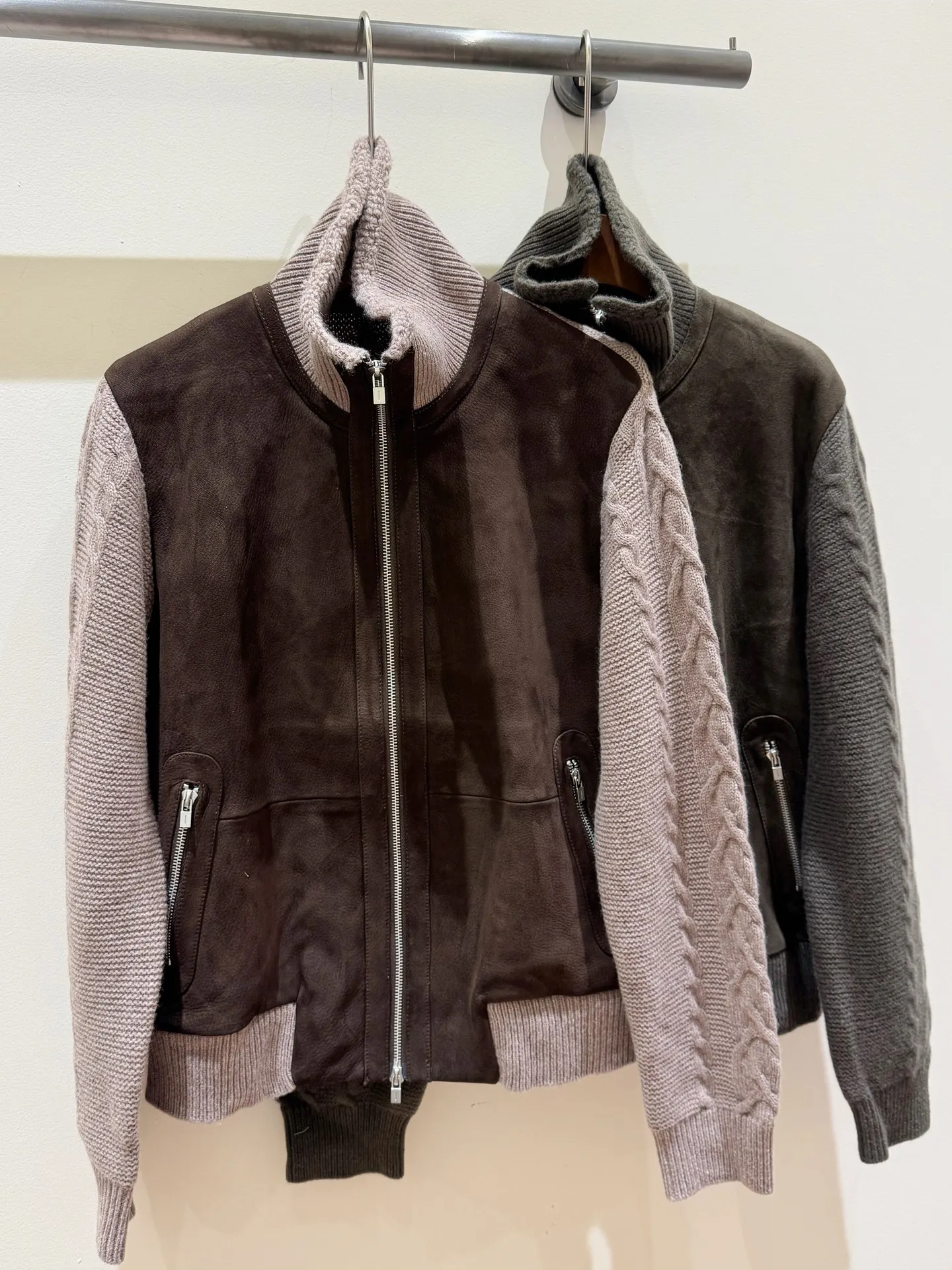 New High-Quality, Stylish Leather-Panel Jacket (Fall/Winter 2026) Sizes: S, M, L | Colors: Brown, Dark Gray