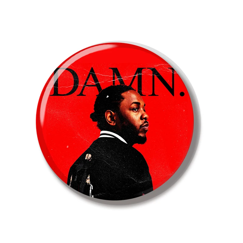 44 مللي متر مغني الراب كندريك لامار إلى القواد فراشة جيدة ألبوم طفل دبوس لينة زر دبوس مجوهرات الإبداعية شارة حقيبة ظهره الديكور