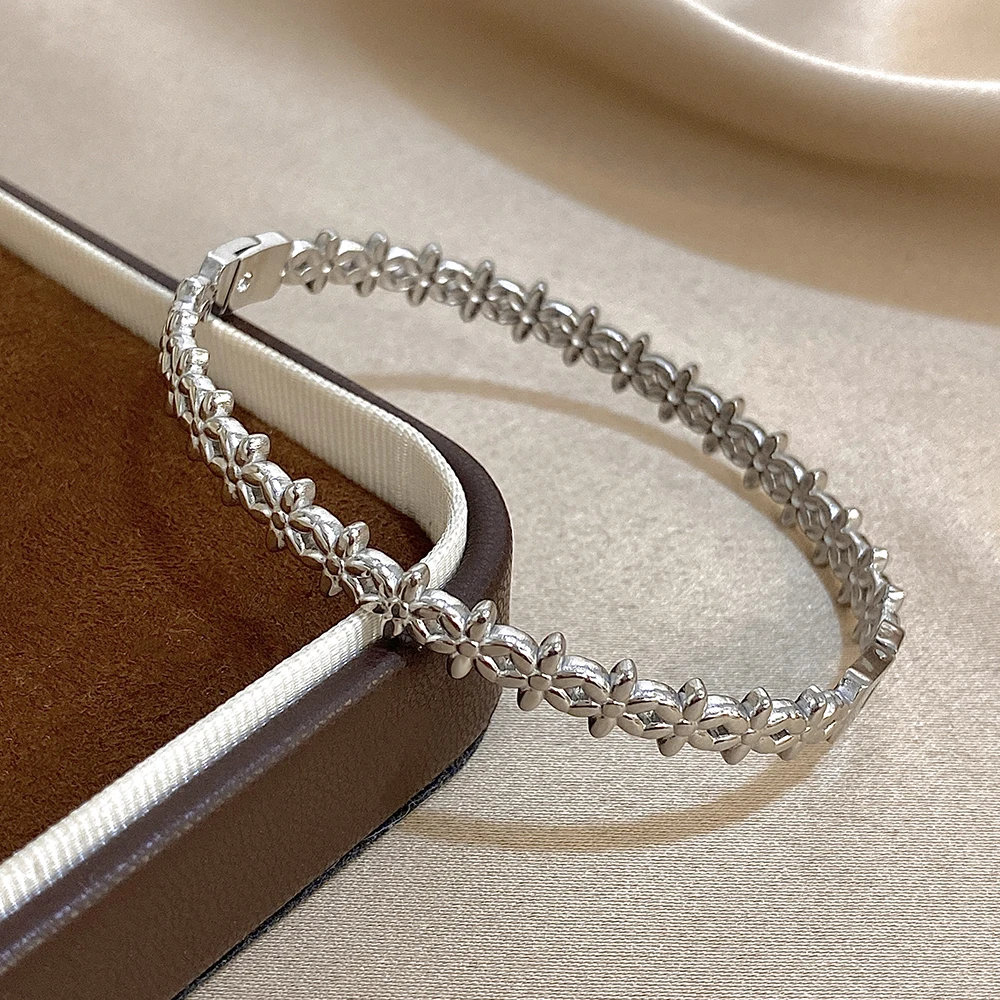 

Elegant Stainless Steel Flower Bangle Bracelet for Women Fashion Waterproof Gold Color Spring Opening Bangle Female Jewelry Gift