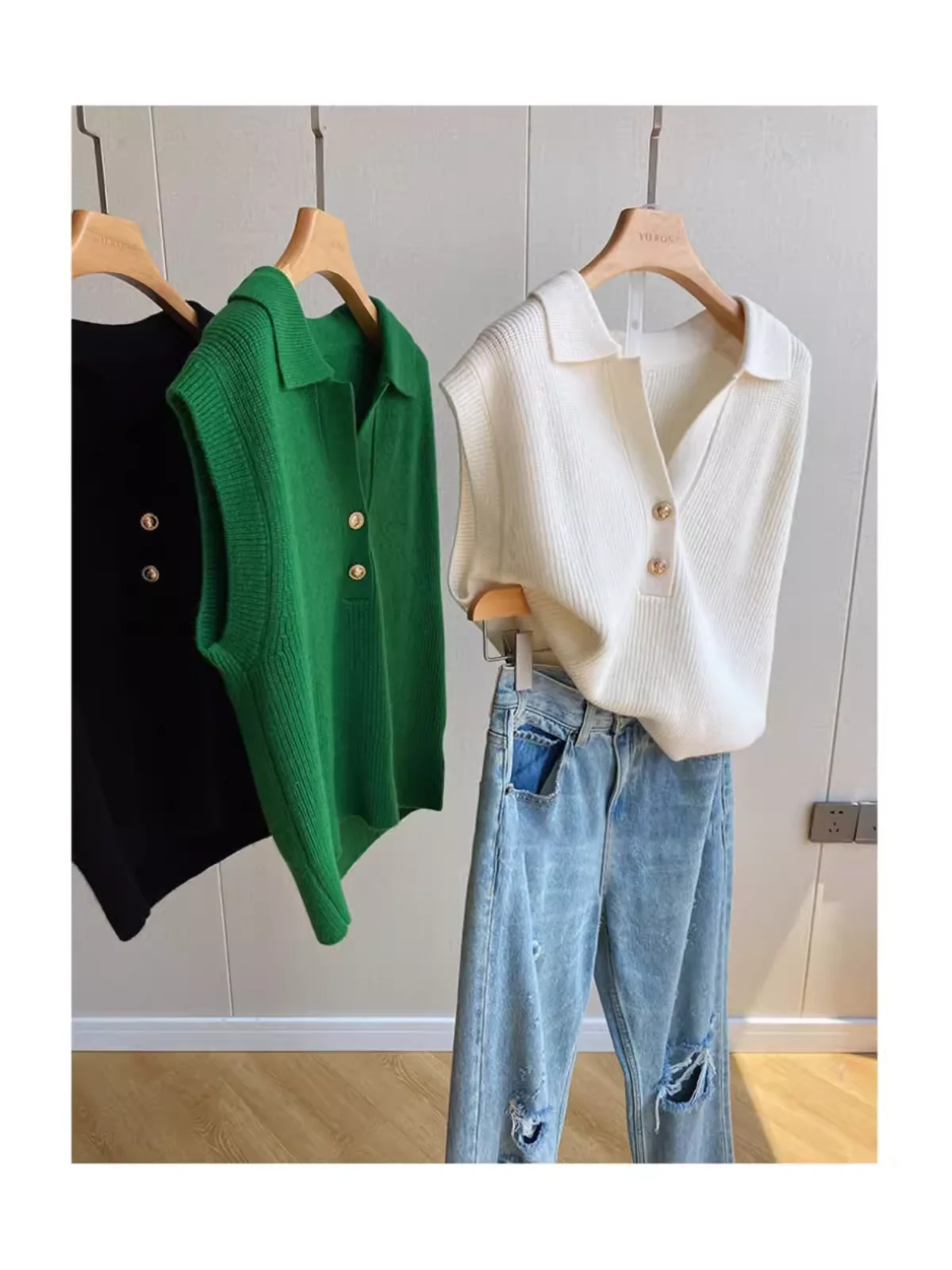 

Cashmere color matching lapel knitted vest vest ladies sleeveless waistcoat slim new autumn and winter