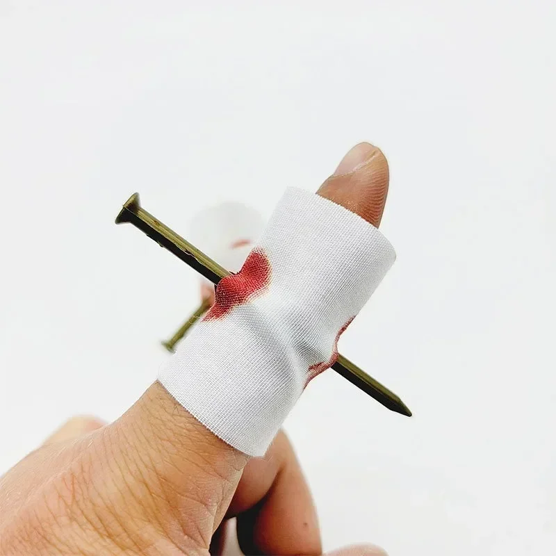 1/5pcs Halloween Fake Nail Through Finger Prank Toys Scary Magic Toy Funny Bloody Nail Bandage April Fool's Day Trick Joke Toy