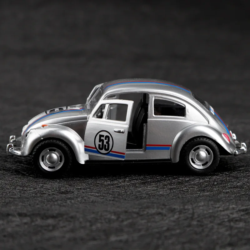 1:38 Vintage Die-Cast Racing Car Toy High-Quality Metal Alloy Manual Pull-Back Suitable for Ages 3+ Collectible Classical Car