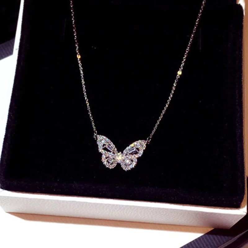 CAOSHI Dainty Butterfly Pendant Necklace Lady Wedding Accessories with Dazzling Zirconia Fashion Women's Jewelry for Daily Life