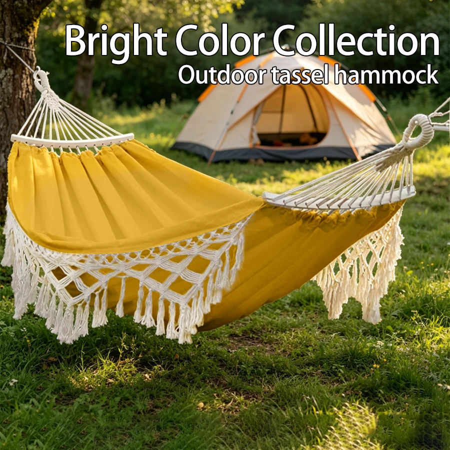 The new outdoor large-sized double-person Bohemian-style fringed hammock features a side-reversal prevention design with curved
