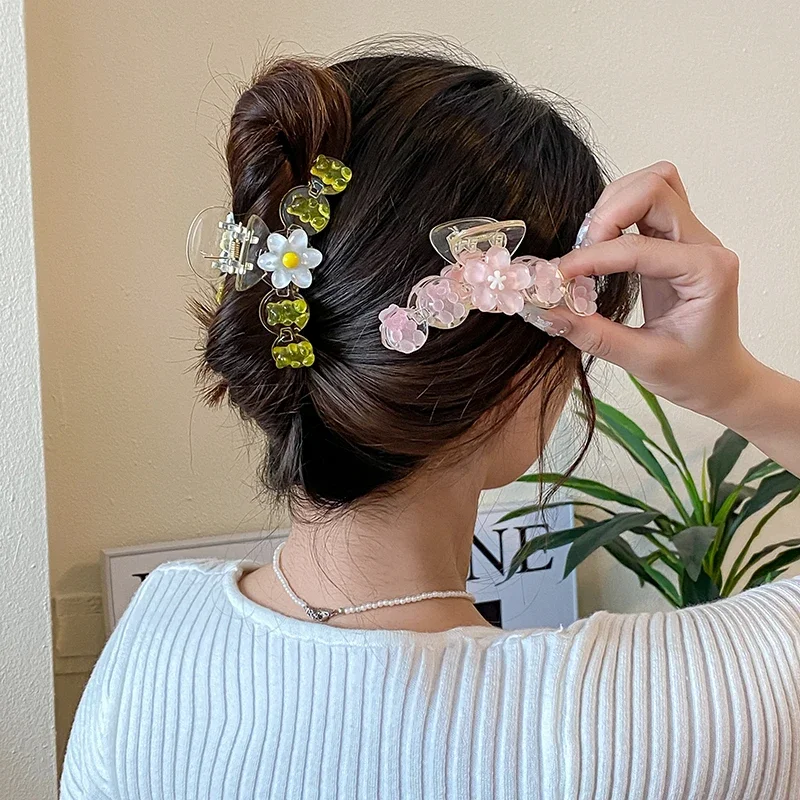 

New Flower Clamping Clip for Women Sweet Back Head Hairpin ClawsCrab Clip Fashion Elegance Headdress Ladies Hair Accessories