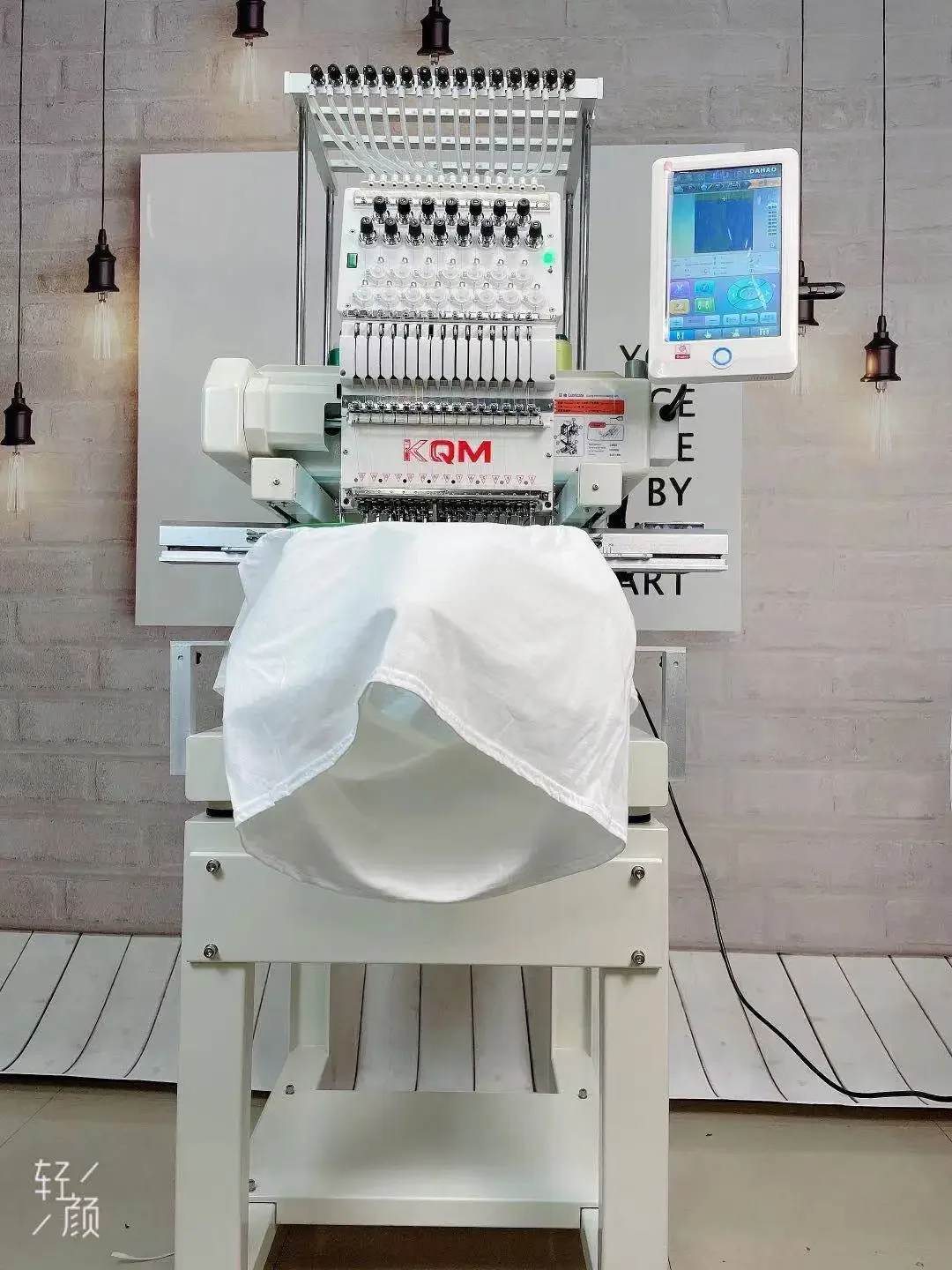 Computer Single Head Embroidery Machine Flat Embroidery Sewing Machine For Business Home Use