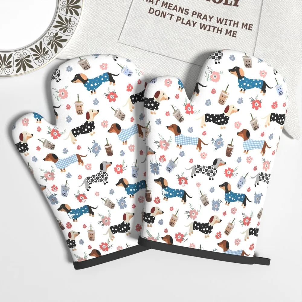 2pcs Oven Mitts with Dog Design. They Are Heat-resistant and Non-slip, Perfect for Kitchen Decor, Baking, Camping