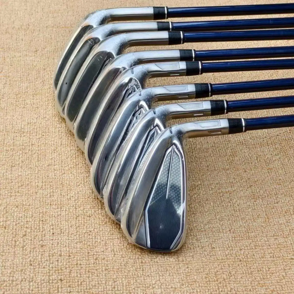

Set of Golf Iron Right Handed Golf Clubs Stainless Steel Black Iron for Right Hand Users 5-9PAS Forged Iron Set