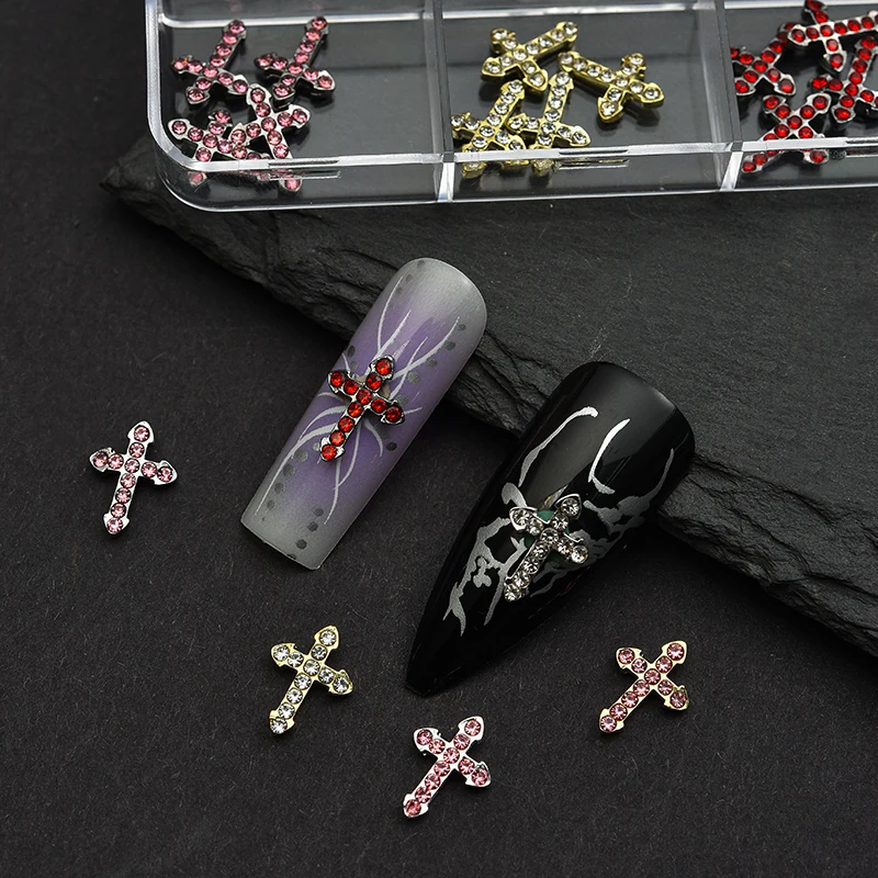 ชุดตกแต่งเล็บ 1 กล่อง ลายกากบาท 3 มิติ ประดับด้วยคริสตัลโลหะผสม สำหรับตกแต่งเล็บ ไม่มีกลิ่น ประดับเล็บระยิบระยับ ลายศาสนา สำหรับทำเล็บ