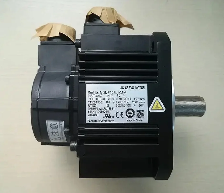 new and original  servo motor MDMF102L1G6M