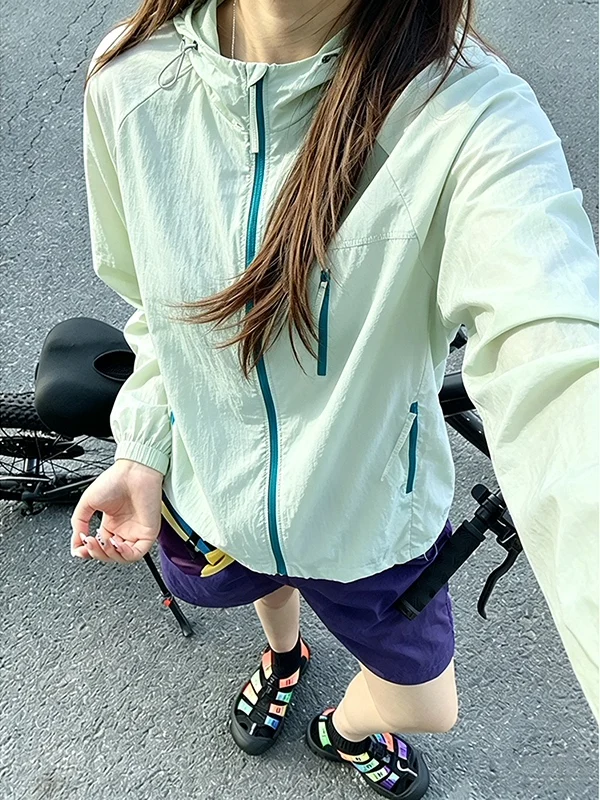 

Women's Outdoor Sport Suit UPF50 Sun Protection Light Bean Green Thin Quick Dry Cycling Outerwear Polyester Fiber Long Sleeve