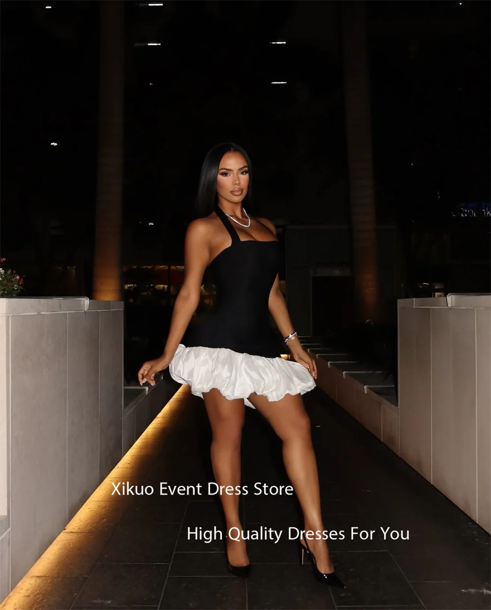 ชุดราตรีทรงพัฟฟ์ Xikuo แขนกุด แต่งระบายสวยงามสะดุดตา คอ halter สำหรับงานพรอม งานวันเกิด  รับตัดตามแบบ