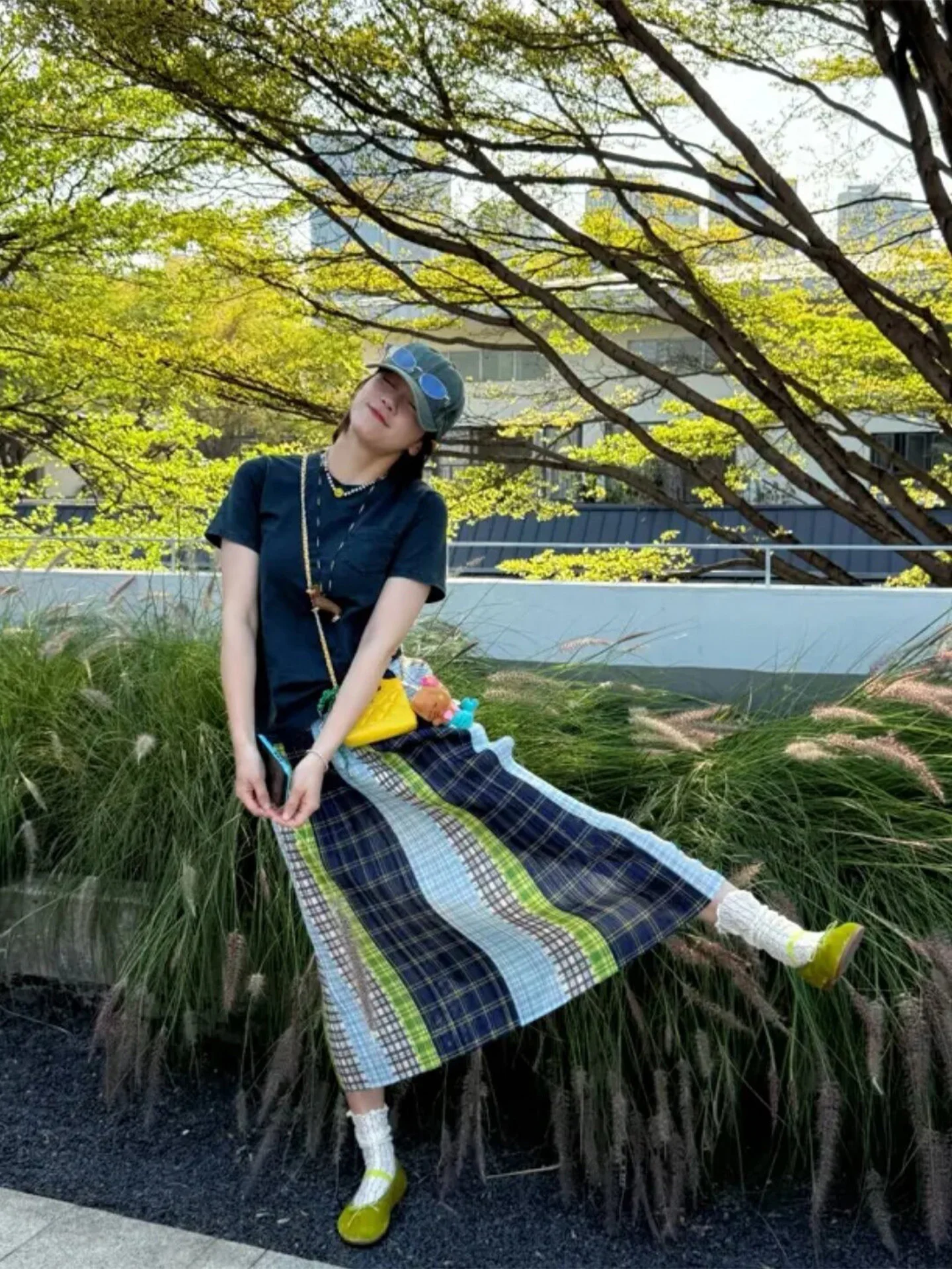 Spring Summer 2026 Fashion Pleated Half Skirt Women's Plaid Retro Color Block Straight Cut One Step Skirt High Waist Polyester