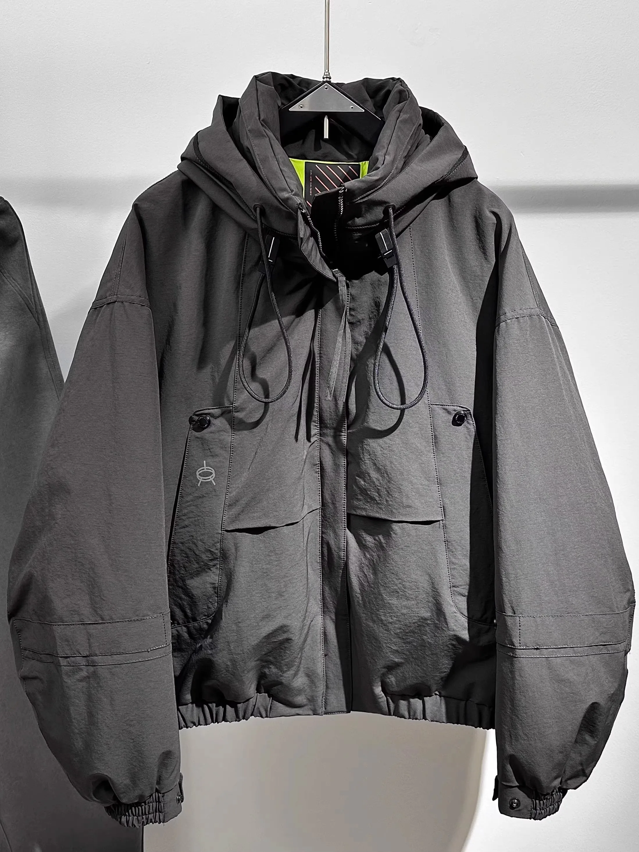 

New 2025 Men's Thiened Warm White Du down Jaet Loose Fit Ci Casual Sle Long Sve Zipper Closure Workwear Faion