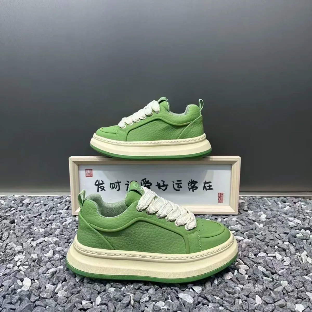 Men's Summer New Fleece Lined Thick Bottom Lightweight Casual Fashionable All Match Student Sports Shoes round Toe Rubber Sole