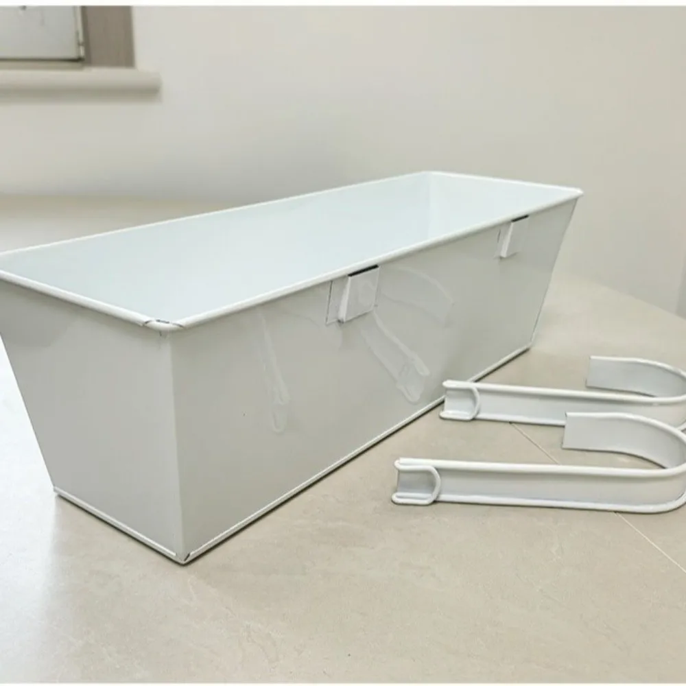 Durable Outdoor Plants Planter Metal Iron Window Box Hanging Flower Pots Weather-Resistant Wall Mount Window Box Patio
