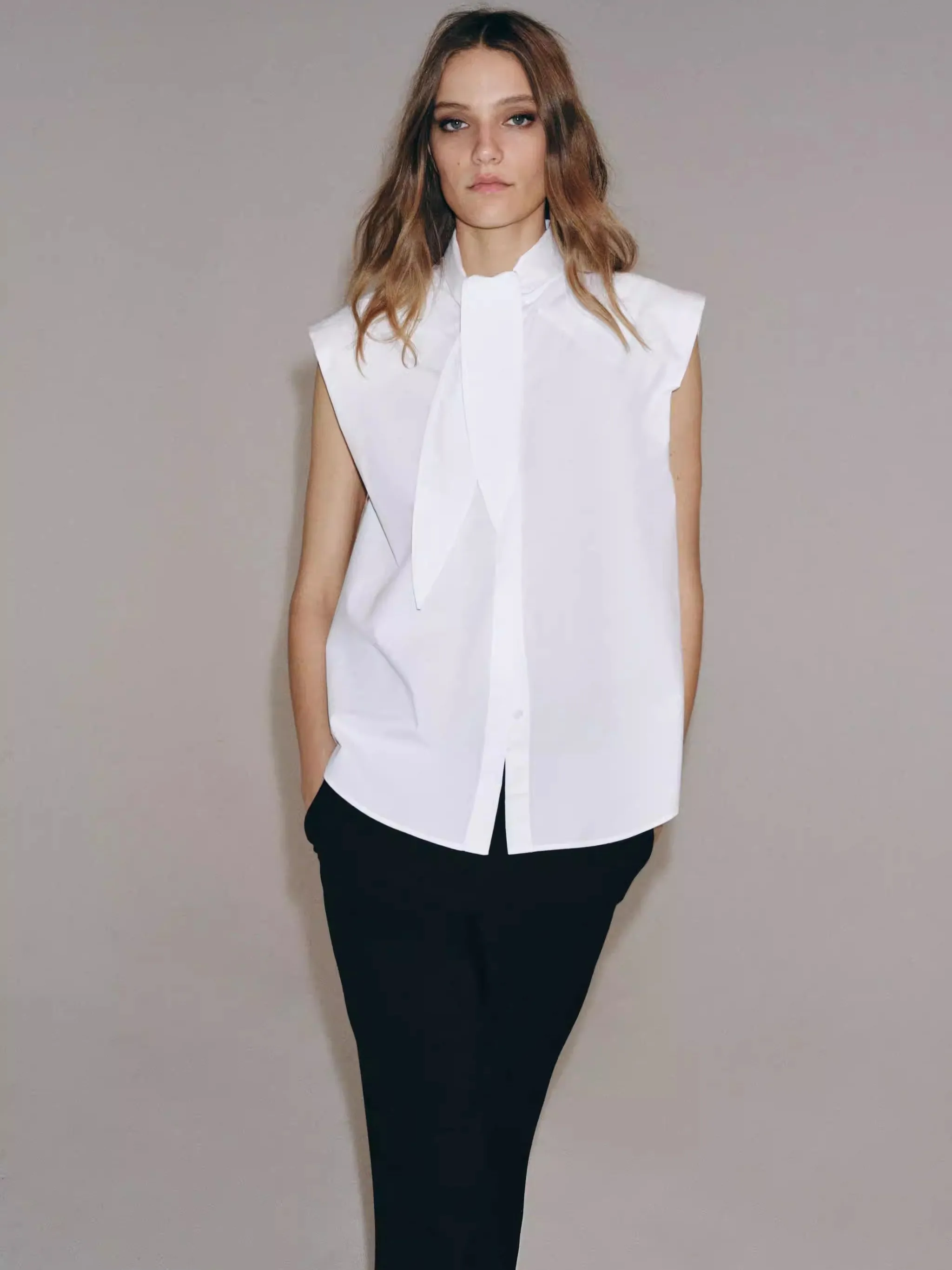 

Simple Summer New Women's Shirt Knot Sleeveless round Neck 2026 Seasonal Fashion Elegant Lady's Traditional Costume