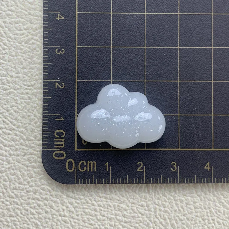 10Pcs  Kawaii Bright Surface Cloud Resin DIY Shoes Hat Icebox Barrette Mobile Phone Case Scrapbook Cream Glue Flat Back Resin